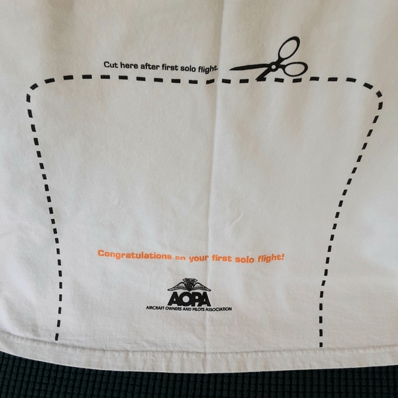 Pilot in Command T-shirt, White, Size Large - Picture 5 of 5